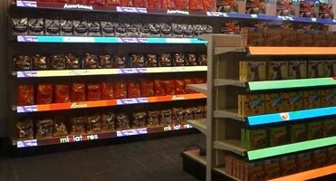 Karsti nopērkams jauns UHD P1.25 COB plaukta LED displejs